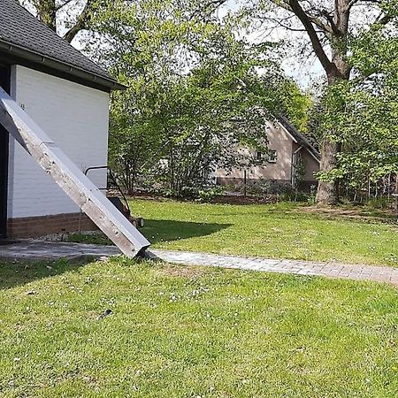 Vrijstaande Recreatievilla Met Ruime Omheinde Tuin Posterholt 외부 사진