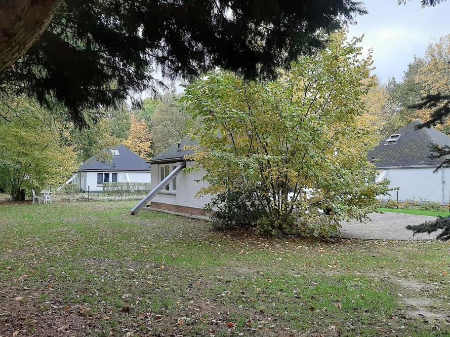 Vrijstaande Recreatievilla Met Ruime Omheinde Tuin Posterholt 외부 사진