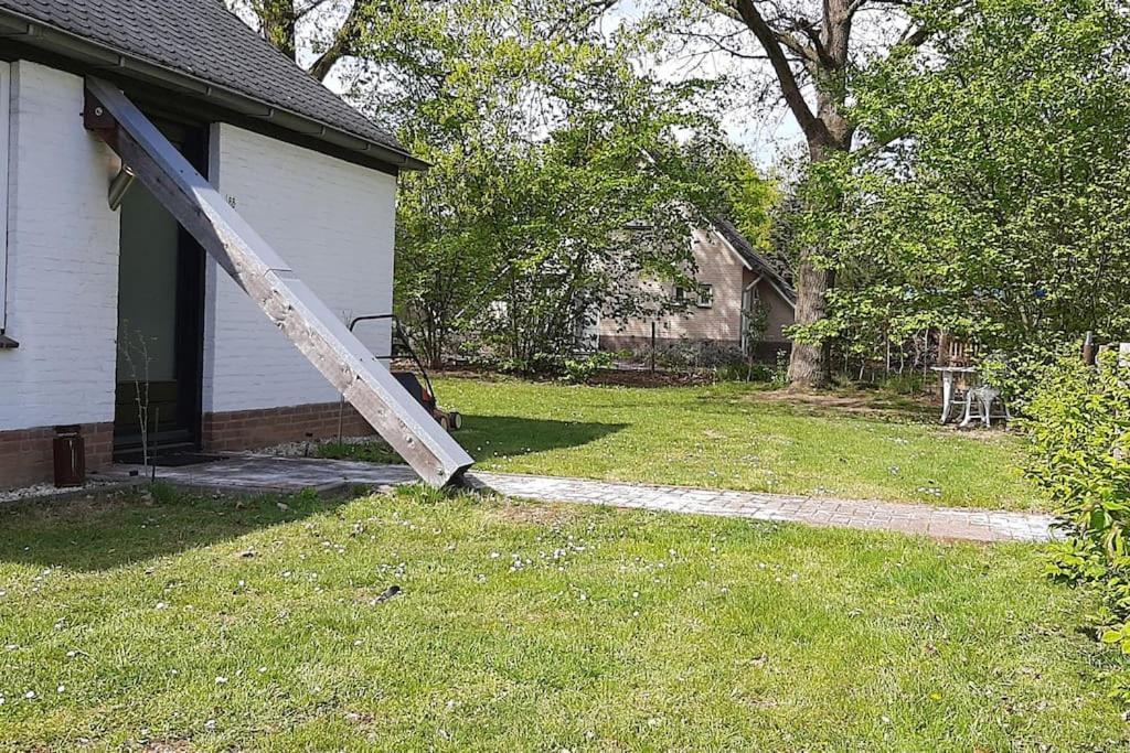 Vrijstaande Recreatievilla Met Ruime Omheinde Tuin Posterholt 외부 사진